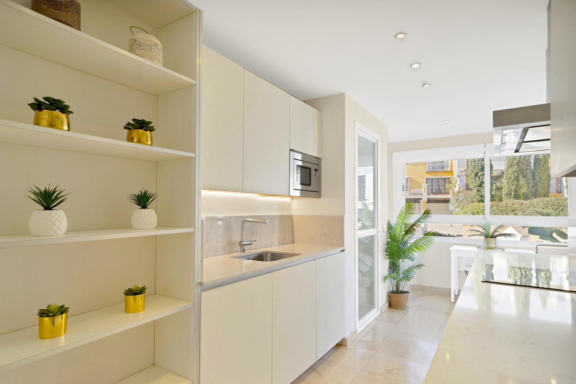 Luxury Penthouse With Sea Views In Marbella Golden Mile, Puente Romano Area Exterior foto